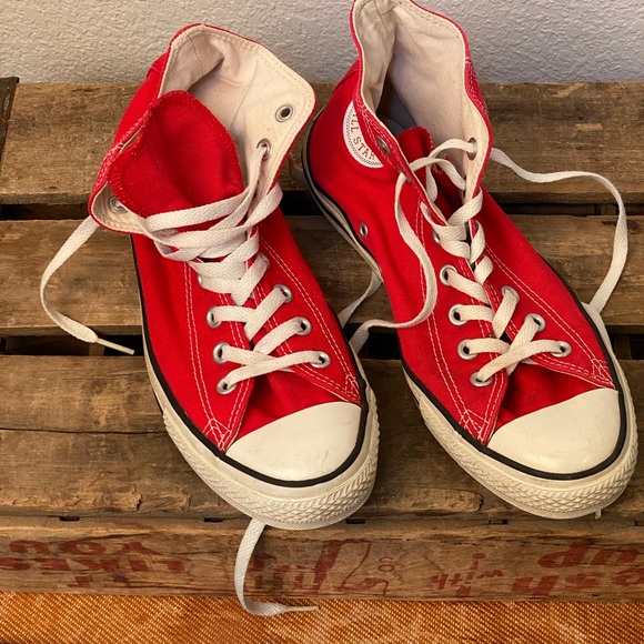 Converse Shoes - Red Chuck Taylor High Tops size 42 /Men 8.5/W 10.5